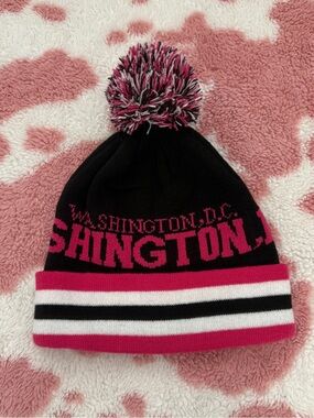 Y2K Washington D.C. Kink Black Pom Pom Beanie Hat 💕🖤 Winter Ski Streetwear 2000